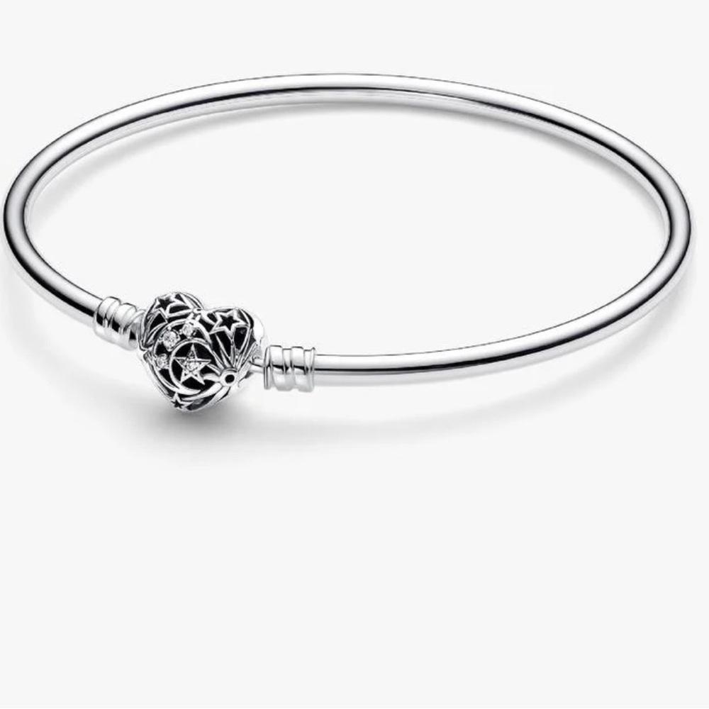 Pandora Pandora Celestial Heart Clasp Bangle